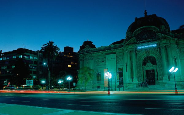 Alzaprimar la República: la estética infraestructural de Gonzalo Díaz