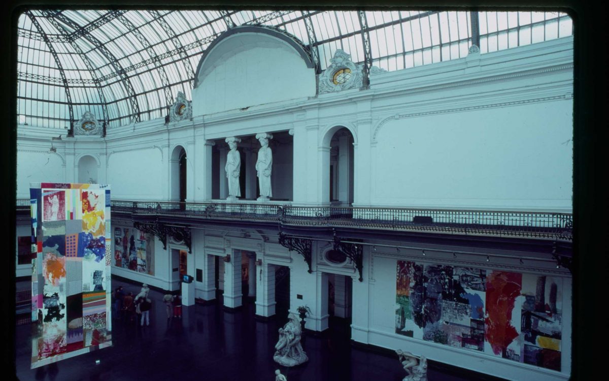 Discussion about the book: ‘Your question is my answer, ROCI: implications of Robert Rauschenberg’s visit to Chile’