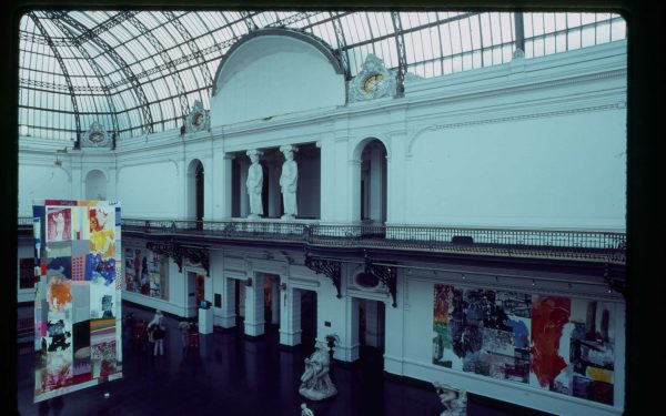 Conversatorio en torno a libro: «Tu pregunta es mi respuesta, ROCI: derivaciones de la visita de Robert Rauschenberg en Chile»